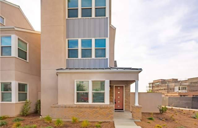 164 Frame - 164 Frame, Irvine, CA 92618