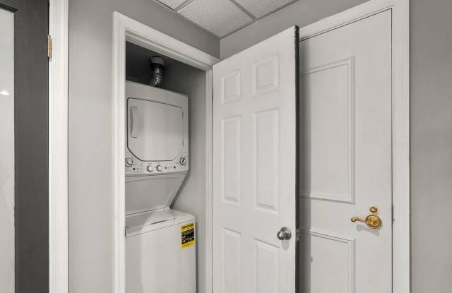 1000 Fell St - 1000 Fell Street, Baltimore, MD 21231