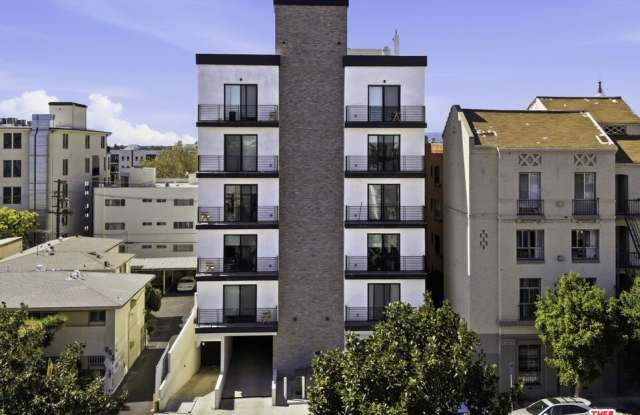 845 S Saint Andrews Pl unit: 204 photos photos