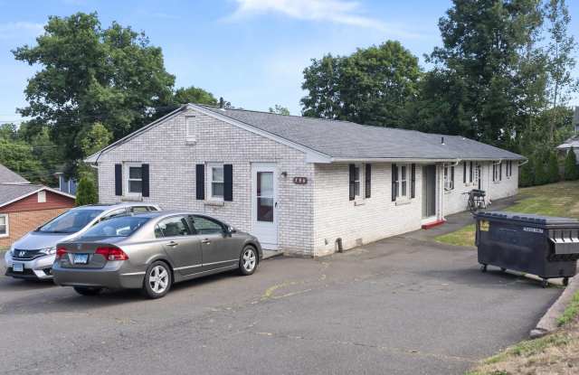 7 Elm Hill Drive - 7 Elm Hill Drive, Wallingford Center, CT 06492 7 Elm Hill Drive - 7 Elm Hill Drive, Wallingford Center, CT 06492