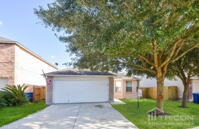 242 Hallie Pass - 242 Hallie Pass, San Antonio, TX 78227