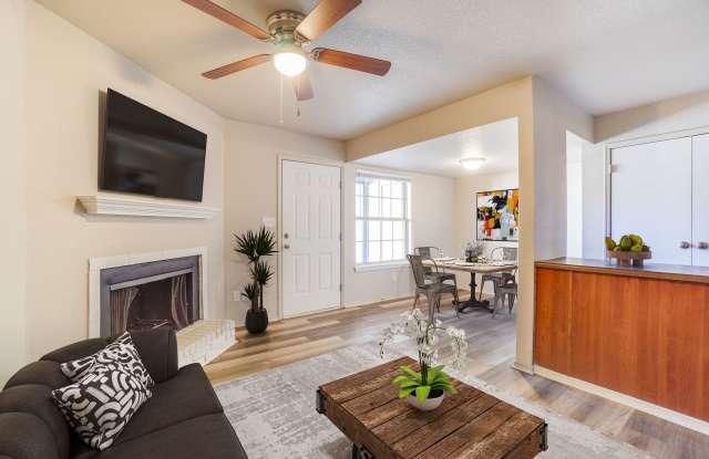 Forrest Brook Apartments and Townhomes Gallery 3