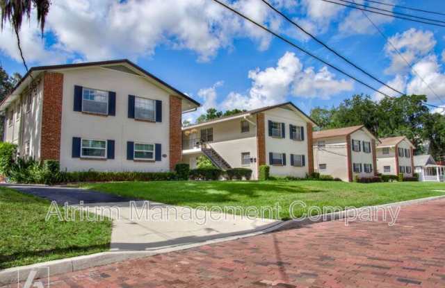 1102 Elmwood Street photos photos