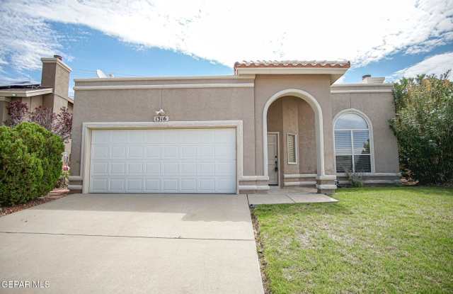 1316 DESIERTO AZUL Drive Gallery 1
