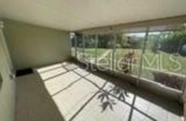 7905 JEFFERY Avenue Gallery 2