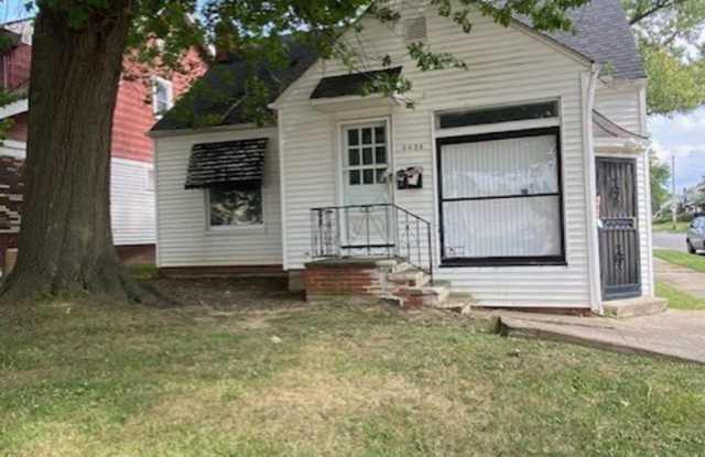 4- Bedroom -Rent Ready Gallery 3