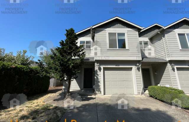 Perfect commuter location! photos photos