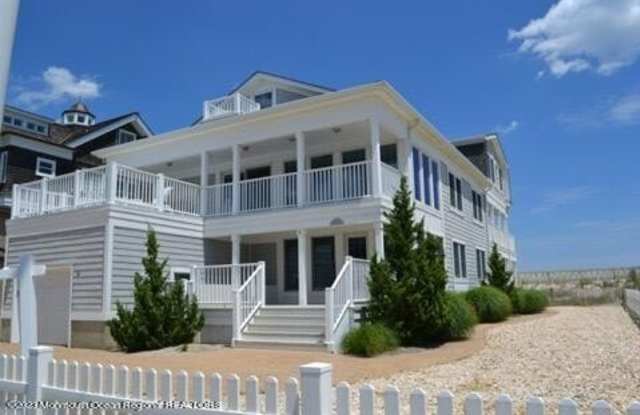 2 Bridge Avenue photos photos