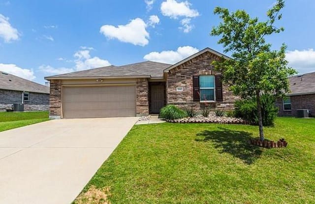 1140 Foxglove Ln - 1140 Foxglove Lane, Burleson, TX 76028