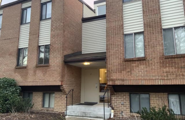 7 Suntop Ct 201 - 7 Suntop Court, Pikesville, MD 21209