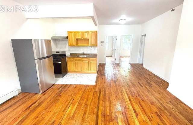918 De Kalb Avenue photos photos
