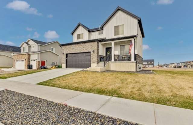 Beautifully Updated Home in Prime Syracuse Location photos photos