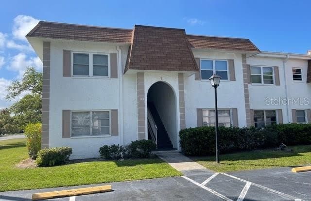 233 MCMULLEN BOOTH ROAD - 233 McMullen Booth Road, Clearwater, FL 33759