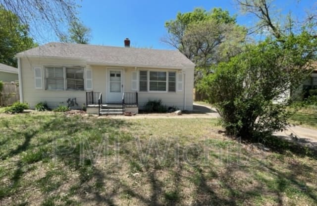 2247 S Saint Francis St - 2247 South Saint Francis Avenue, Wichita, KS 67211