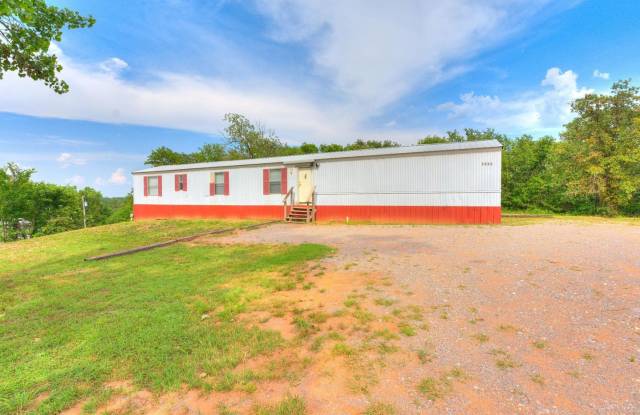 3bed/2bath Mobile Home on 1.2 Acres Available in Noble! Gallery 3