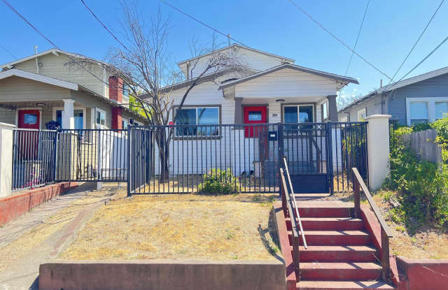 2830 23rd Avenue photos photos