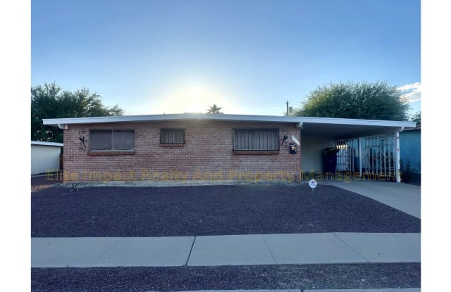 3811 N Reno Avenue photos photos