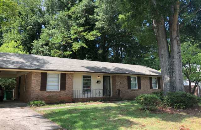 3bed/2 bath home in Shannon Park in Charlotte photos photos