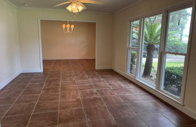 22 Country Club Road Gallery 2
