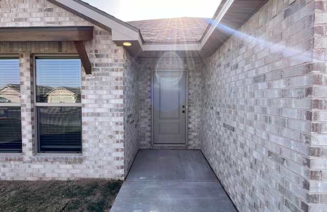 1302 Ross Avenue Gallery 3