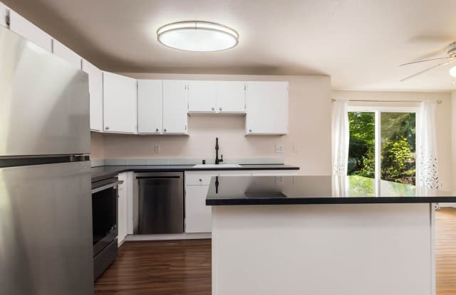 Updated 2 Bedroom Condo in Arrington Place Near Downtown Issaquah Gallery 4