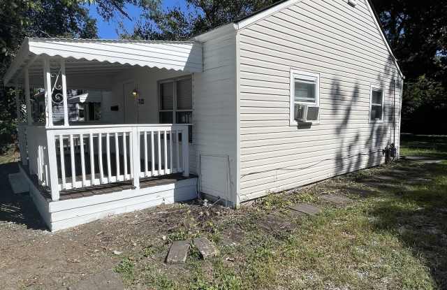 3121 N Temple Avenue Gallery 1