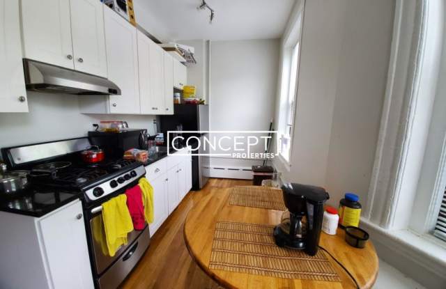 102 Willow St. photos photos