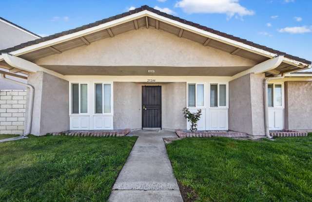 Updated and Move-In Ready! photos photos