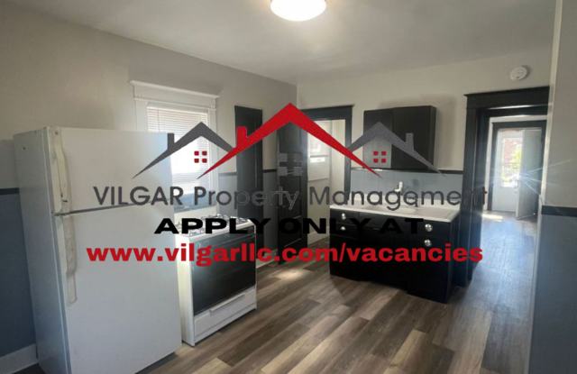 Gorgeous 2 bed, 1 bath HOME in East Chicago, IN - 4239 Olcott Avenue, East Chicago, IN 46312