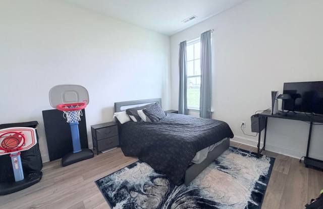 468 Winding Creek Dr Gallery 4