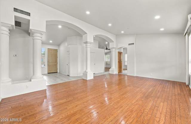 20370 N 65TH Drive Gallery 4