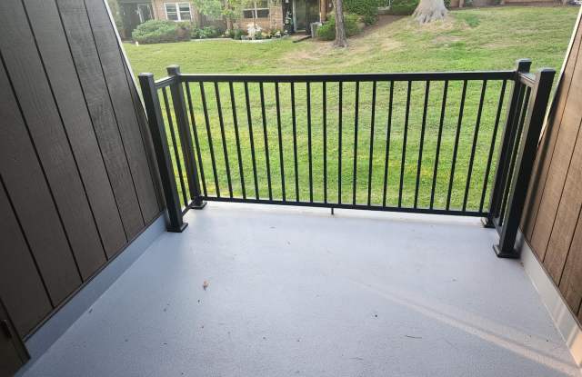 132 MEADOWVIEW LANE photos photos