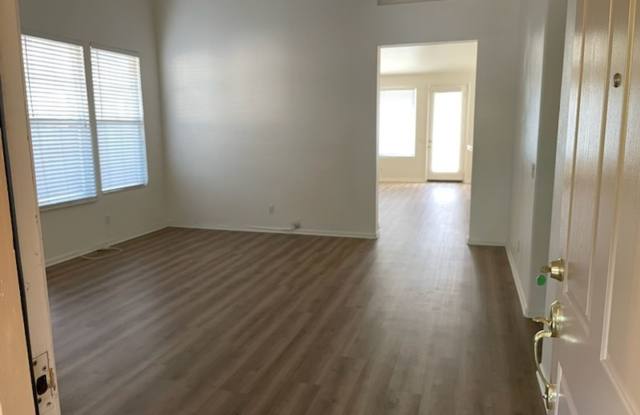 4 Bedroom, 2 Bath House for Rent in East Hemet - Available Now! Gallery 3