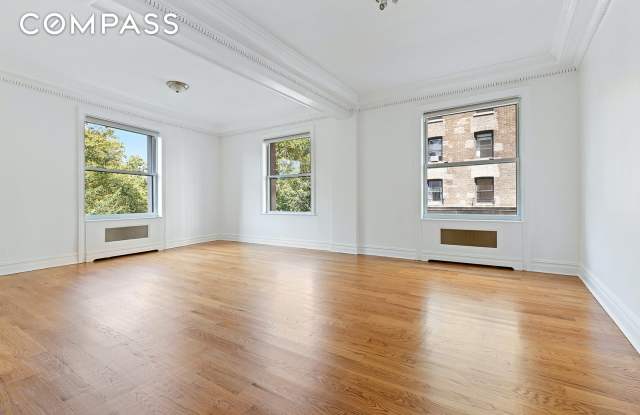 258 Riverside Drive Gallery 2