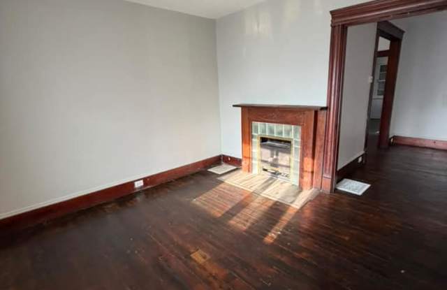 1439 East 110th Street Gallery 3