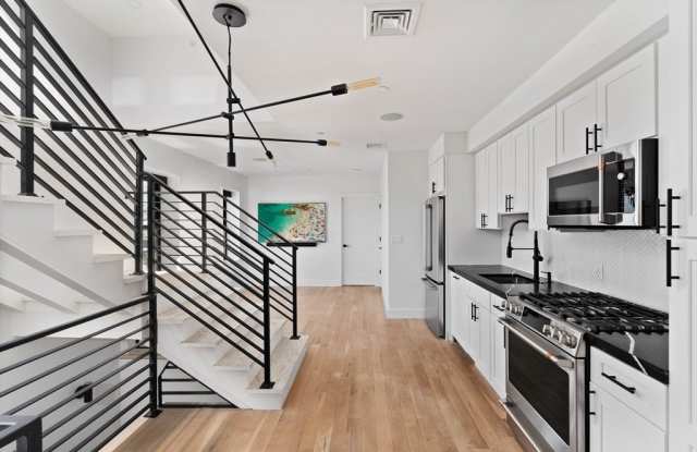 631 Saratoga St 4 photos photos 631 Saratoga St 4 photos photos