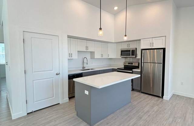 Your First 4 Weeks Are Rent Free! | 3 Bed • 2.5 Bath Townhome in South Ogden! Gallery 3