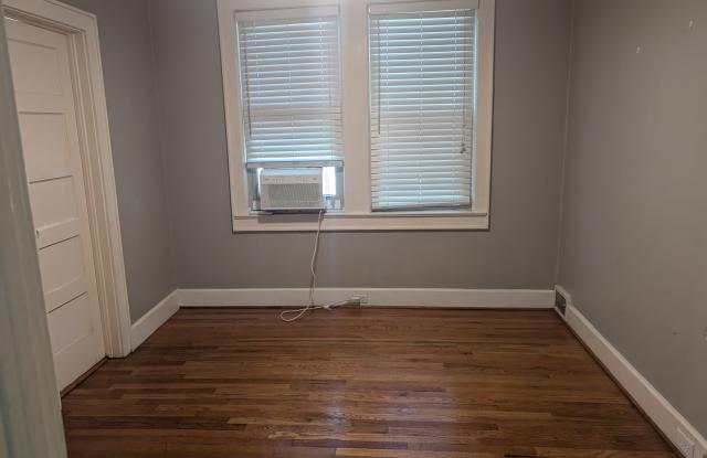 2730 Blossom StreetApt. A Gallery 2