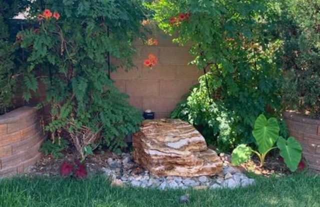 3 bedroom 2 bath far NE heights Gallery 1