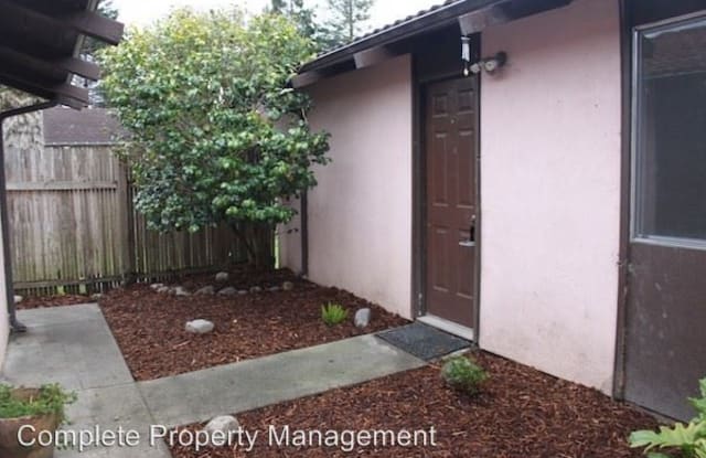 4531 Valley West Blvd - 4531 Valley West Boulevard, Arcata, CA 95521