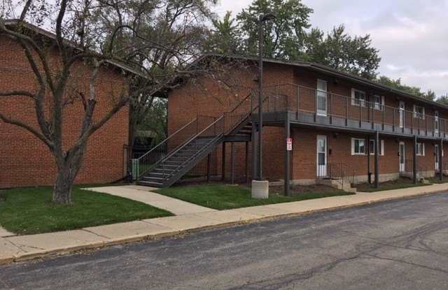 1900 W Knightsbridge Drive photos photos