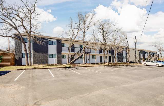 704 Yegua St photos photos
