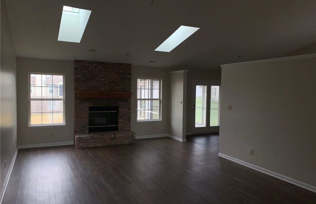 12981 DELLINGER Drive Gallery 3