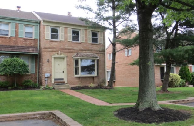 4112 COLONIAL COURT - 4112 Colonial Court, Skippack, PA 19473