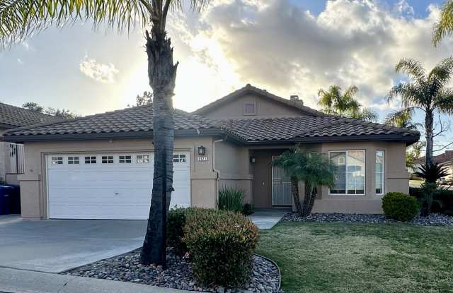 2571 Larkspur Drive photos photos