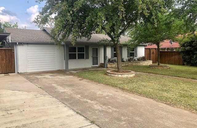 330 North Waverly Drive - 330 North Waverly Drive, Dallas, TX 75208