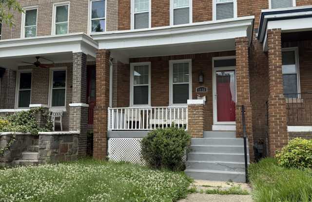 1128 Neal Street NE photos photos