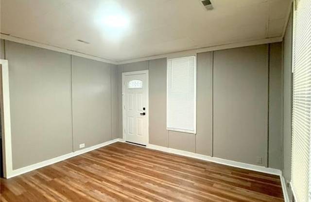 511 E BECKEMEYER Avenue Gallery 3