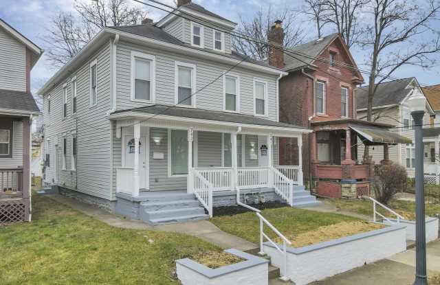 741 Mound St photos photos
