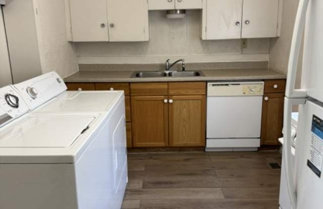 320 North 200 East Gallery 1